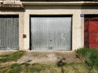 Prodej garáže 18 m² Židlochovice, ul. Komenského – po rekons