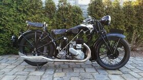Předválečný motocykl Ariel 550  1931