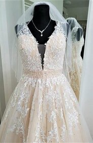 46 NOVÉ svatební šaty CHARM
