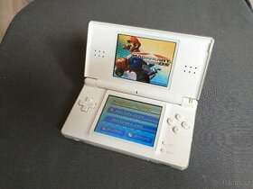 Nintendo DS Lite - white