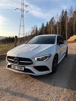 Mercedes Benz Cla 180 AMG Line Shooting Brake