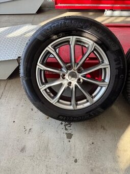 Letní pneu Michelinu  225/60 R17+alu disky