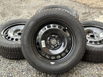 Zimní plechové disky VW 5x112 6,5J ET41 215/60 R16 Pirelli
