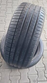 Prodám 2 x letní pneu Falken 225/45/19