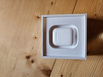 Apple Airpods 2019