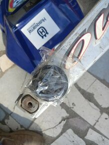 Nahradni díly na wr 450 a husqvarna 610