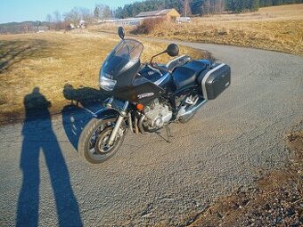 Yamaha 900 Diversion