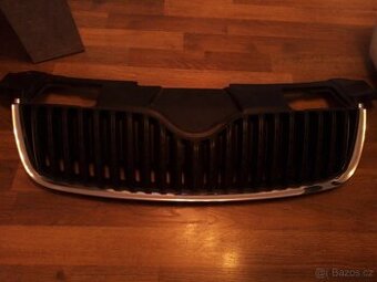 Maska s chromem fabia 2