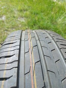 Letni pneu 195/60 R15