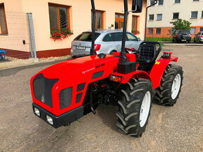 Malotraktor AGT 960 R - otočné pracoviště, 50 HP