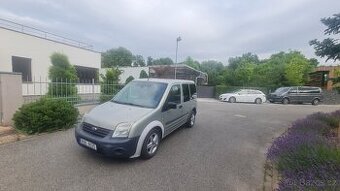 Ford Connect 1.8 TDCI. Rok výroby 2011