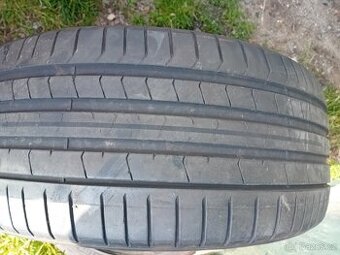 Prodám Sadu pneu 245/40/20 Pirelli PZero