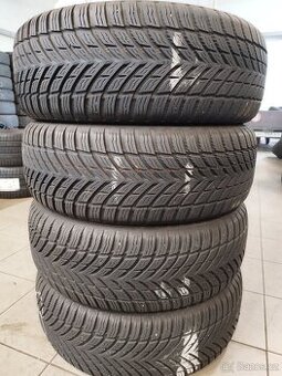 4 ks Celoroční Pneu 235/55 R19 Nokian