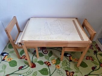 Dětský stůl se židlemi IKEA LÄTT vč. držáku na roli papíru