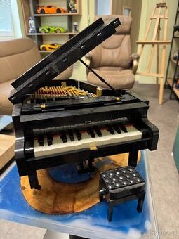 Lego 21323