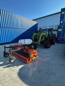 Traktor Claas