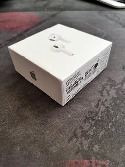 Airpods 4 ANC