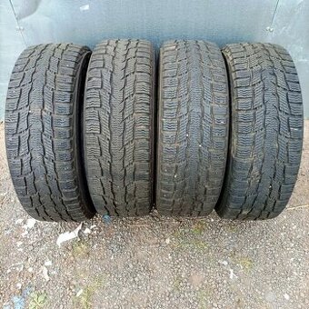 15" C PNEU – 215/70/R15 C – ZIMNÍ - NOKIAN  Pneumatika: 215