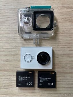 Xiaomi Yi Action Camera White + pouzdro + 2x aku