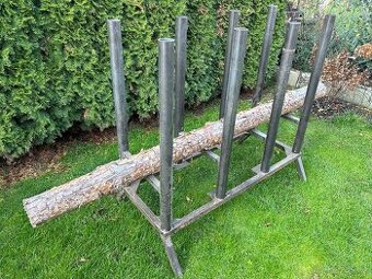 Stojan na řezání dreva