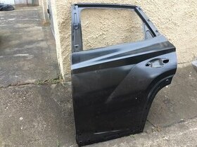 Hyundai Tucson 2021>a vejs leve zadni dvere