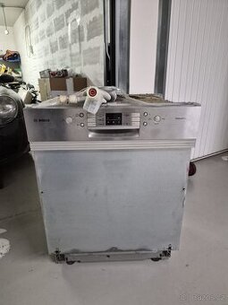 Vestavná myčka Bosch