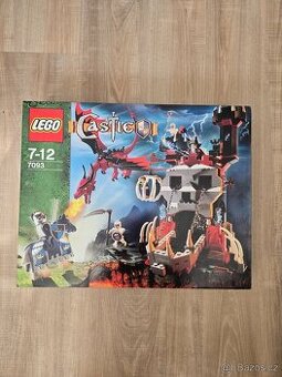 Nove, zapecetene a velmi vzacne Lego Castle 7093