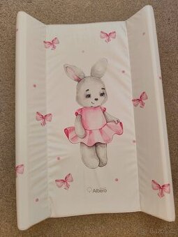 Měkká přebalovací podložka na komodu Balerína