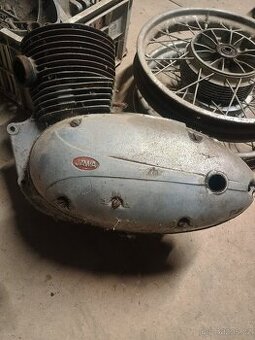 Jawa 250/353 motor