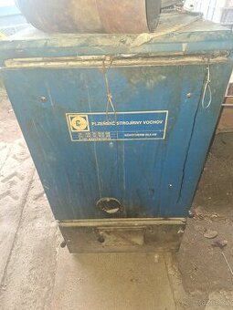 Kotel na tuha paliva