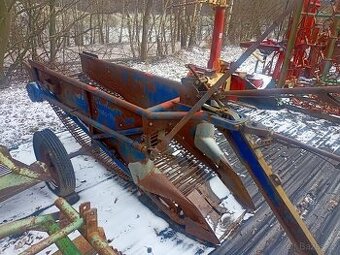 Jednořádkový vyorávač brambor