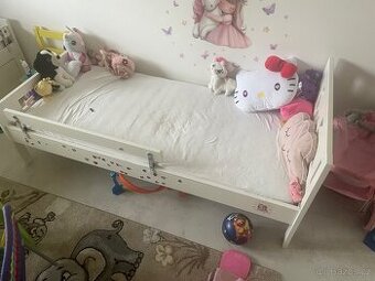 Dětská postýlka  včetně matrace 140cm