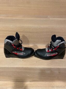 Detske bezecke boty Atomic