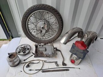 Kawasaki 500 H1 Mach III díly