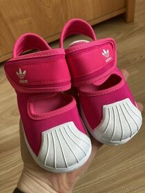 růžové sandálky Adidas Superstar vel. 21