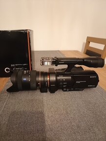 Sony Handycam NEX-VG900E