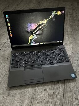 Skvělý NT DELL Latitude – i5-8265U, SSD 256GB,WIN11.PRO (x)