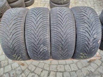 225/45/17 zimni pneu KLEBER a FALKEN 225/45 R17