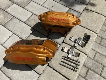 Brzdiče BREMBO pro Nissan 350Z