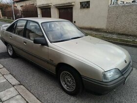 OPEL Omega a ,r.v 1988 Automat