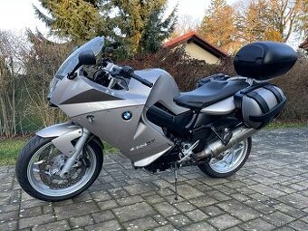 BMW F 800ST, 2. majitel, serviska, ABS, kufry