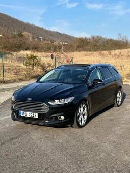 Ford Mondeo 2015 rok 2.0 tdci 110 kw ve nejlepší výbavě
