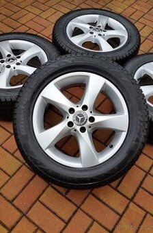 Zimní sada MERCEDES W447 pneu 235/55/17 4x9mm V-Class Vito