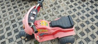 dětská elektrická tříkolka