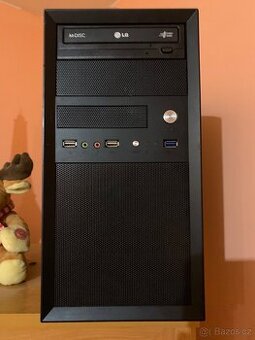 Starší Herní PC komplet s Win 11