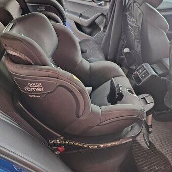 Britax Roemer otočná
