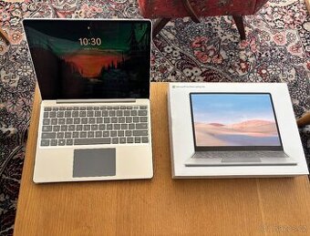 Microsoft Surface Laptop Go
