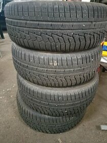 Zimní pneu Hankook 235/60 R17