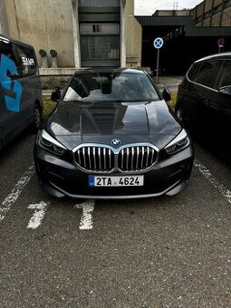 BMW 118i (2020) m-packet, nájezd 61tkm, automat
