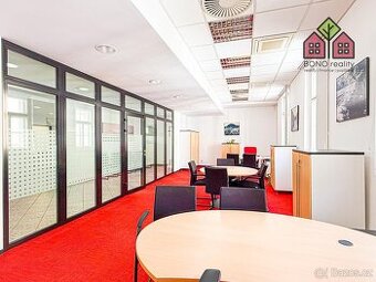 Kancelářské prostory o výměře 271 m2 či 260 m2, dobrý stav, 